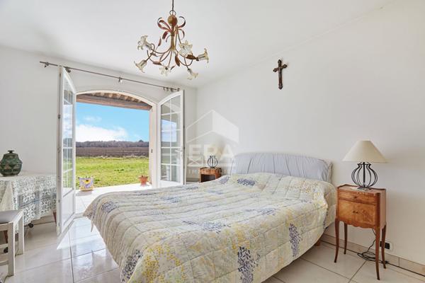 MAISON INDIVIDUELLE SUR PARCELLE DE 13 000M²