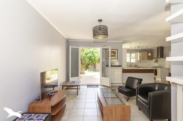 Maison à vendre 359 000 € Mèze 5 p 84 m² DPE C