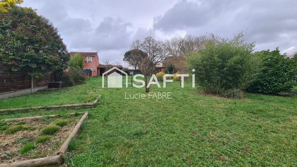 Terrain au centre de  SEILH