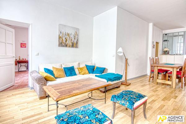Versailles Notre-Dame Parc Appartement "esprit maison" 5 pièces 102.72 m² au seol €795 000 ** - Référence 27787