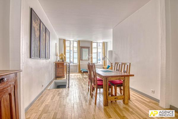 Versailles Notre-Dame Parc Appartement "esprit maison" 5 pièces 102.72 m² au seol €795 000 ** - Référence 27787