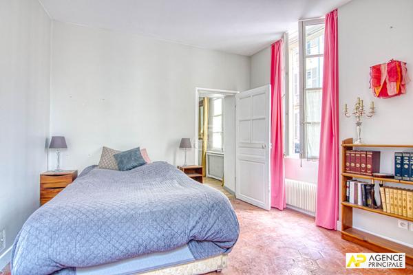 Versailles Notre-Dame Parc Appartement "esprit maison" 5 pièces 102.72 m² au seol €795 000 ** - Référence 27787