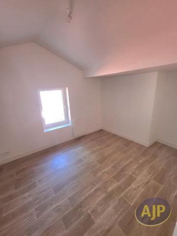 Location appartement Sainte Pazanne : 660 € - AJP Immobilier Sainte-Pazanne