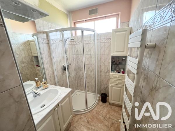 Maison à vendre 4 pièces 74 m² Mainvilliers