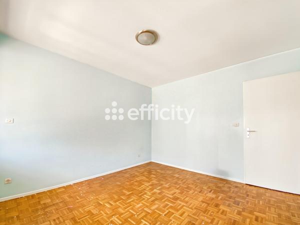 Appartement 4 pièces - 92 m² Exclusivité efficity