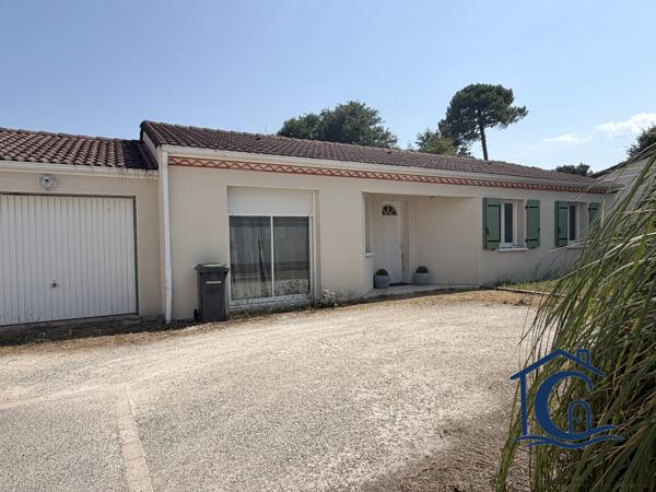 Maison de plain-pied – 3 chambres – Garage – Environnement calme