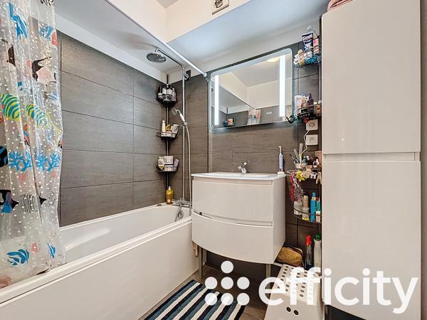 Appartement 5 pièces - 107 m² Exclusivité efficity
