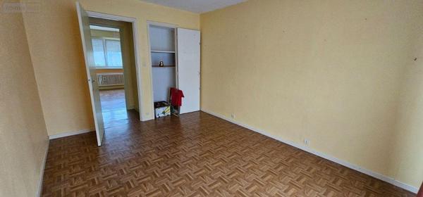 Maison de ville à vendre à Dunkerque dans le Nord (59240), ref : S5415   
place de l'Europe