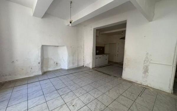 Maison à vendre    3 pièces • 91 m2 Carpentras