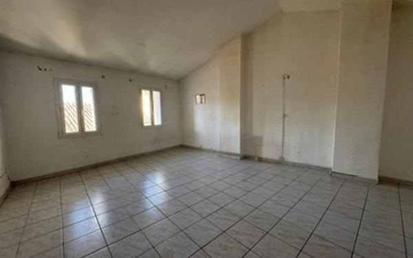 Maison à vendre    3 pièces • 91 m2 Carpentras