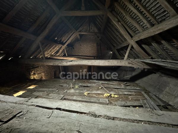 A rénover, maison ancienne à 3 minutes de Tournus