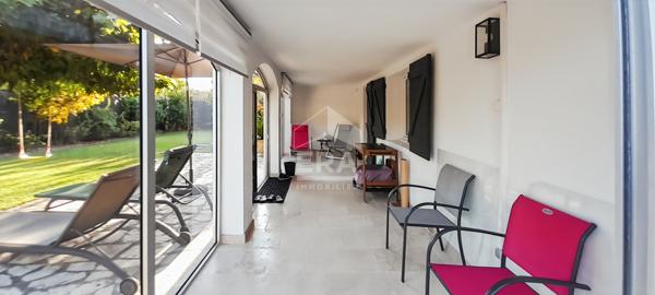 Maison Pelissanne 6 pièce(s) 175 m2