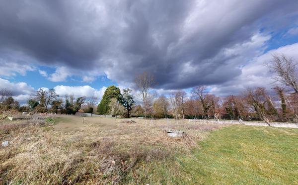 Terrain de 2752 m2 I Manthes