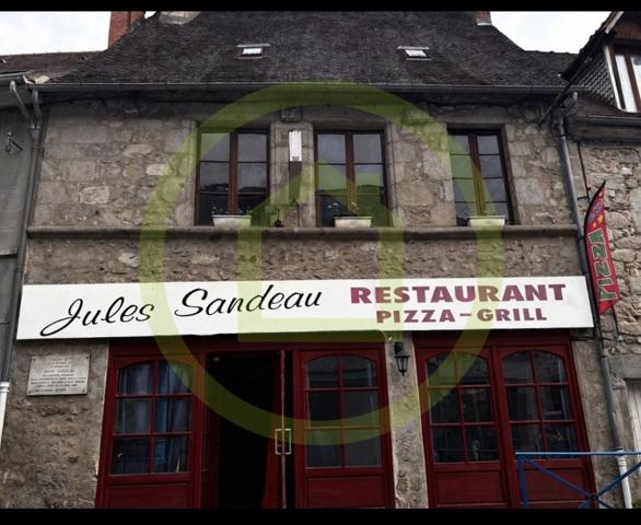 Maison de caractère à AUBUSSON (23200)