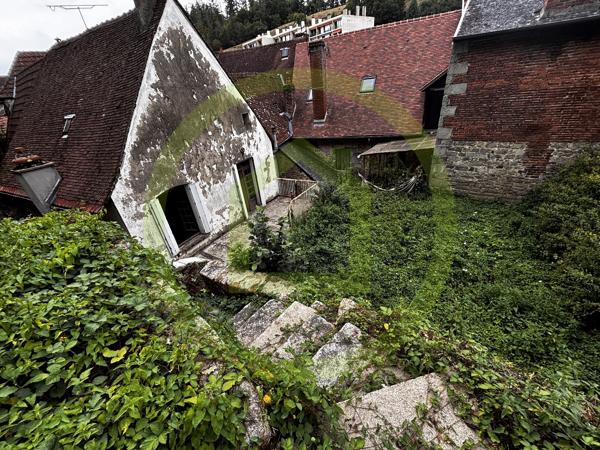 Maison de caractère à AUBUSSON (23200)