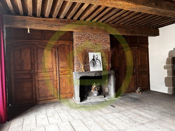 Maison de caractère à AUBUSSON (23200)