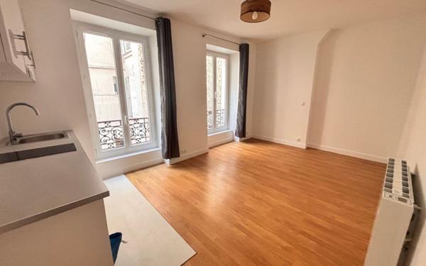 Appartement à vendre    1 pièce • 18,83 m2 Paris 18