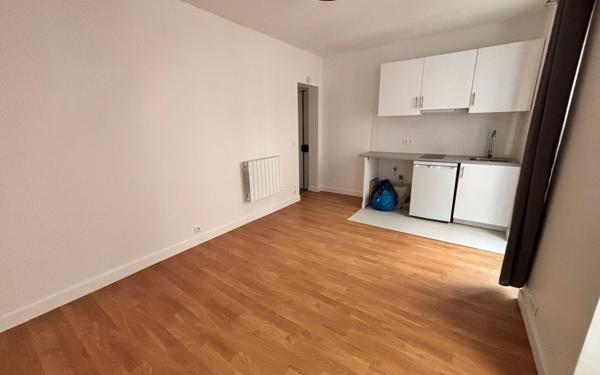 Appartement à vendre    1 pièce • 18,83 m2 Paris 18