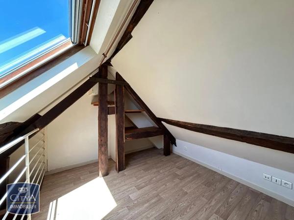 Appartement à louer 1 pièce 22.7m² Orléans (45000)