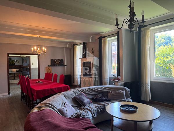 À vendre - Bien d'exception en plein coeur de Vic-en-Bigorre