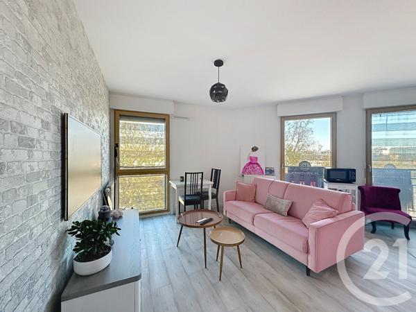 Appartement à vendre  2 pièces - 42,75 m2 THIAIS - 94