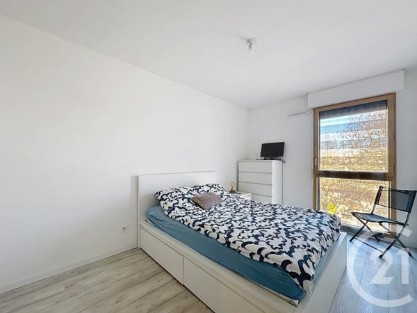 Appartement à vendre  2 pièces - 42,75 m2 THIAIS - 94