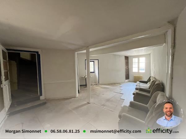 Immeuble 6 pièces - 200 m²