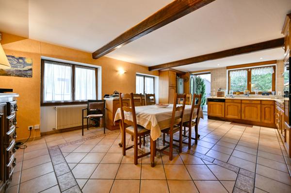 Belle Maison de 192 m² à Thurins