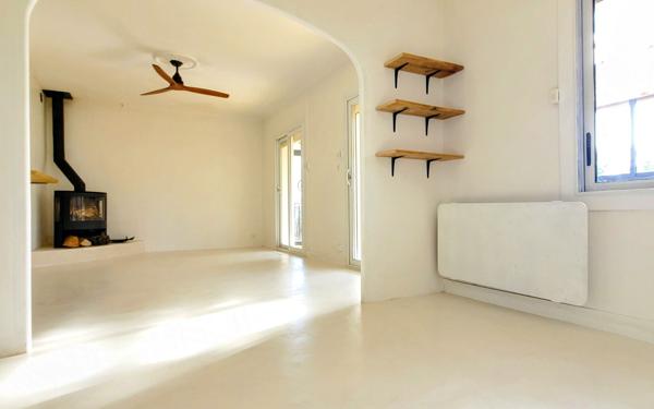 Maison à vendre    4 pièces • 105 m2 Montréal