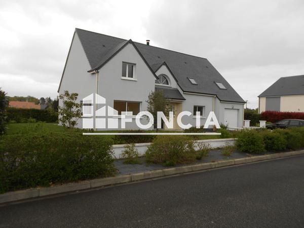 Location Maison 7 pièces 210.42 m² - 35 RUE DES CEDRES Spay 72700