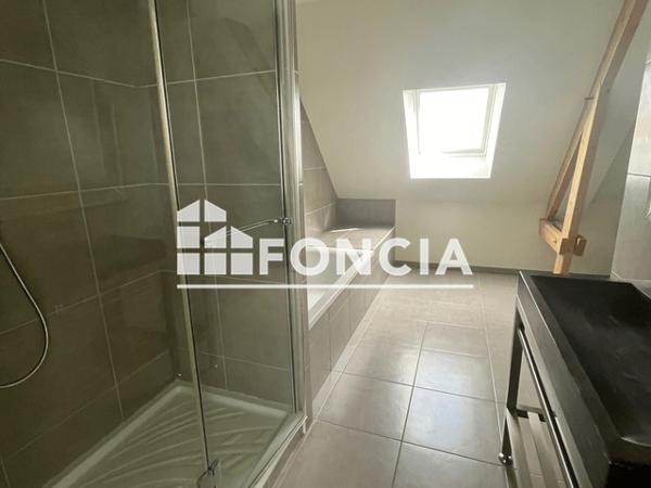 Location Maison 7 pièces 210.42 m² - 35 RUE DES CEDRES Spay 72700