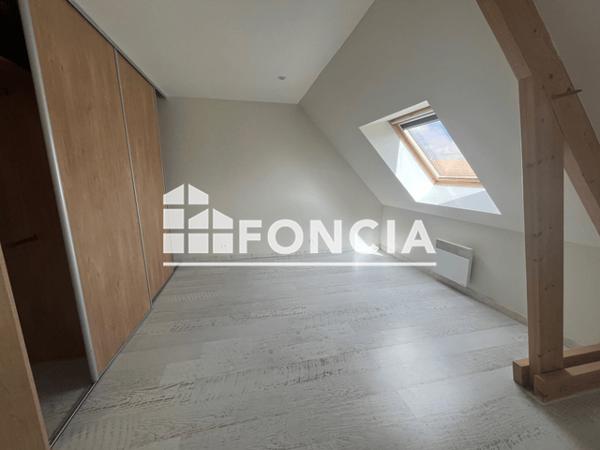 Location Maison 7 pièces 210.42 m² - 35 RUE DES CEDRES Spay 72700
