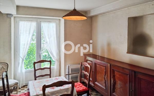 Maison à vendre    4 pièces •  Herrère