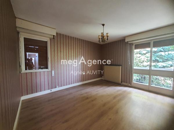 Maison à NERIS-LES-BAINS, 03310 - 9 pièces 162m²