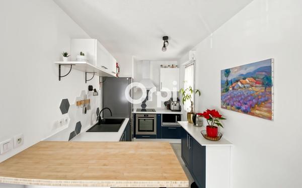 Appartement à vendre    3 pièces • 61,09 m2 La Ciotat