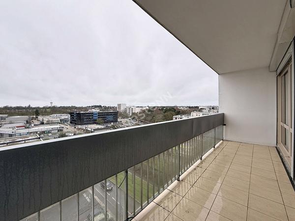 ANGERS SUD, appartement de type 4 dans résidence avec ascenseur