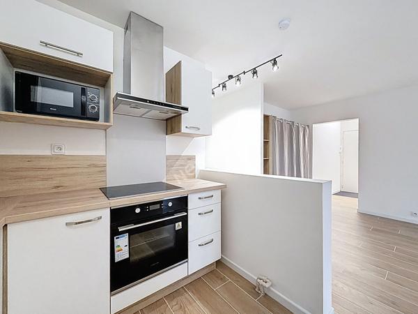 ANGERS SUD, appartement de type 4 dans résidence avec ascenseur