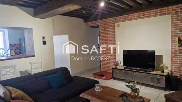 MAISON AVEC ACCES A LA RIVIERE