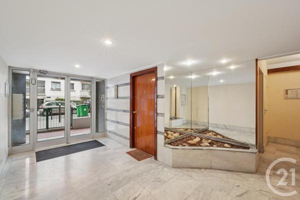 Appartement F2 à vendre  2 pièces - 44,84 m2 PARIS - 75020