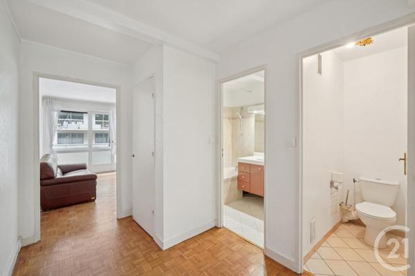 Appartement F2 à vendre  2 pièces - 44,84 m2 PARIS - 75020