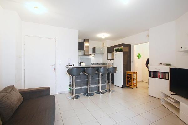 t3 + terrasse + parking