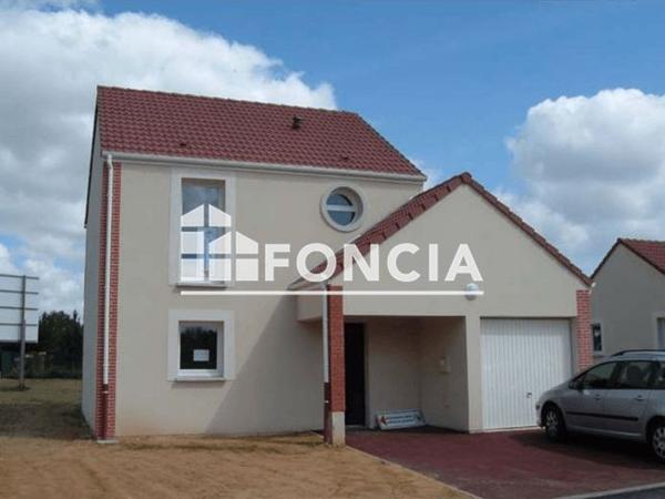 Location Maison 5 pièces 93.35 m² - 685 RUE DES ESTINGANTS Beuzeville 27210