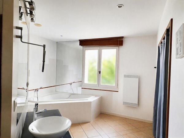 Maison Laval 8 pièces 193 m2 Laval