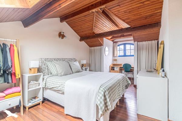 Maison à vendre |                                       Gradignan |                                        9 pièces  |  190 m²