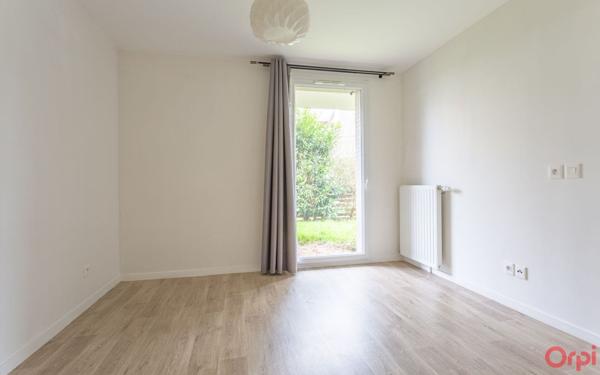 Appartement à louer    2 pièces • 38,81 m2 Sainte-Geneviève-des-Bois