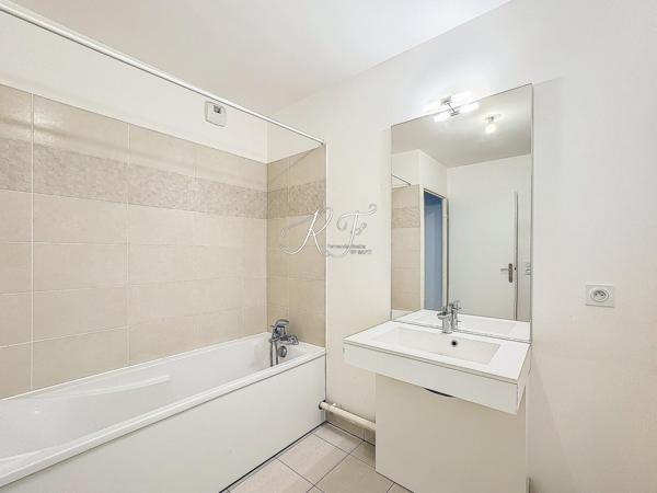 Appartement récent sans vis-à-vis