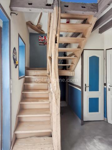 MAISON ANCIENNE AVEC STUDIO - BELLES PRESTATIONS