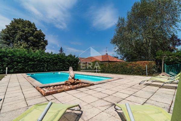 Maison individuelle plain pied piscine