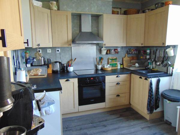 MAISON AVEC NOMBREUX POINTS FORTS A DECOUVRIR