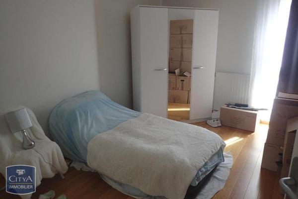 Appartement à louer 4 pièces 105.02m²